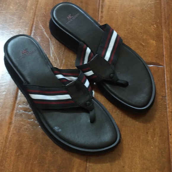 AK Anne Klein canvas flip flop slides sandals black red white size 6 - Picture 2 of 8